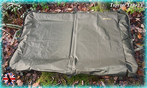EXTRA PADDED BEANIE UNHOOKING MAT + FISH RETAINING FLAP by TRITON TACKLE - Image 4